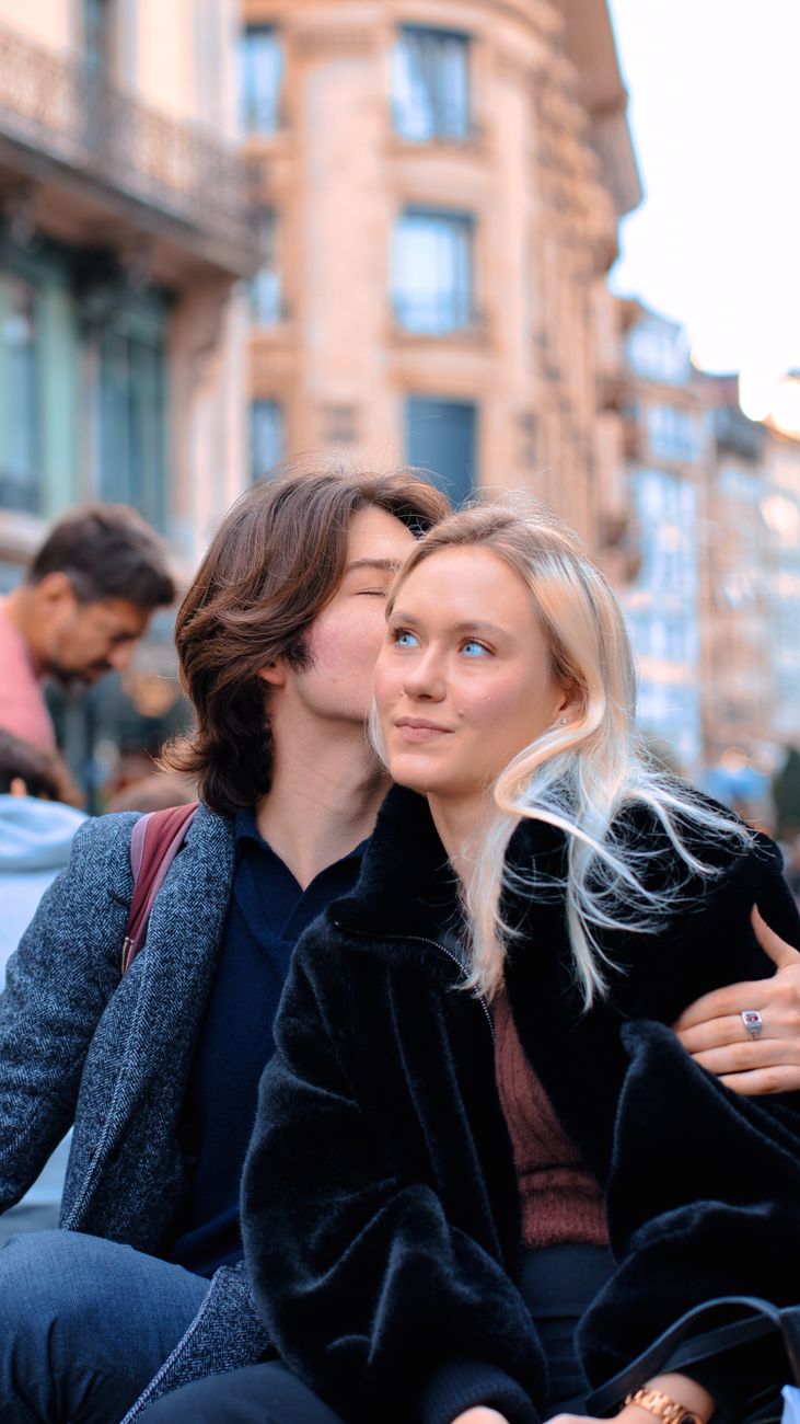 Relation sans engagement : liberté assumée ou peur d’aimer ?